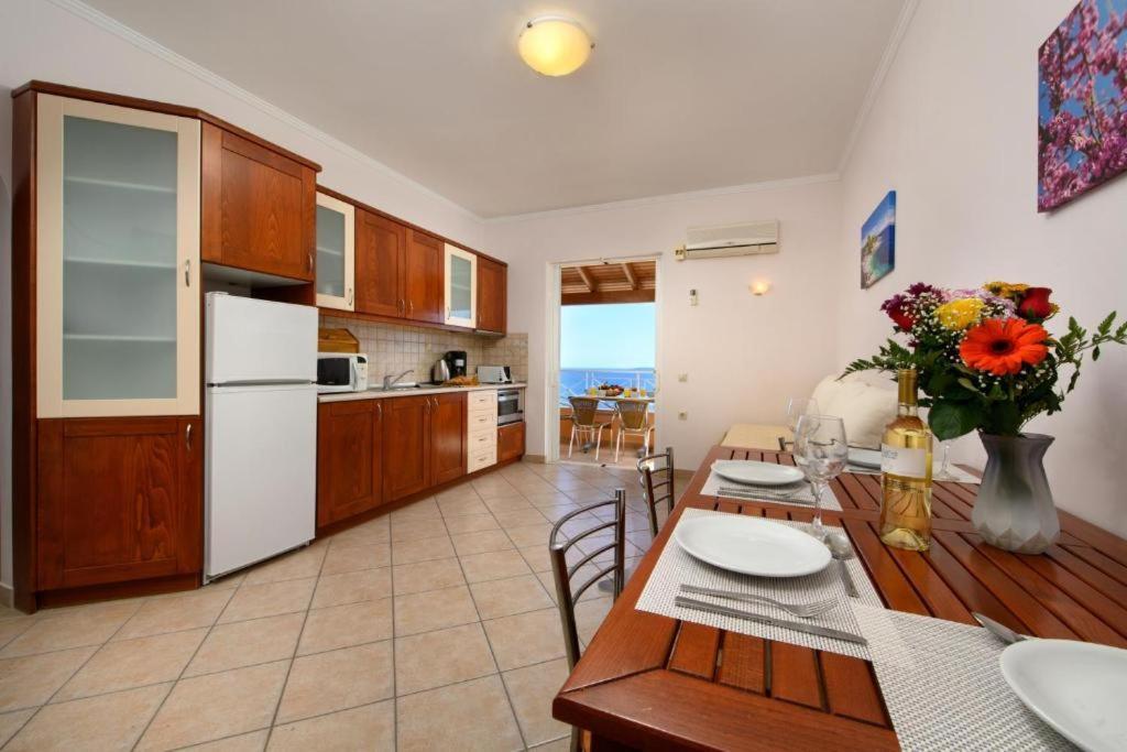 View Luxury Apartment Barbati